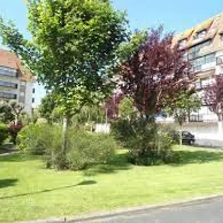 Agreable 2 Pieces Avec Balcon Pres De La - 4 Pers, Calme, Stationnement Gratuit - Fr-1-712-74 *