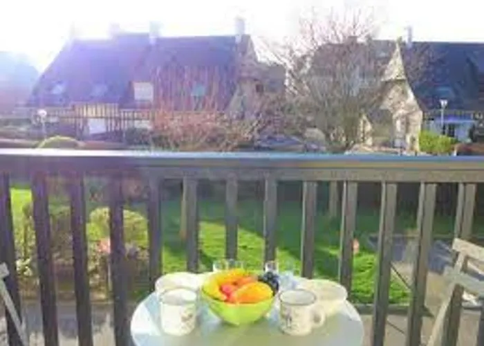 아파트 2 Pieces Avec Balcon Pres De La - Fr-1-712-74 *